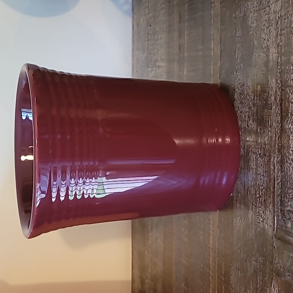 Fiestawear Utensil Crock in Cinnabar 2000 Color of the Year